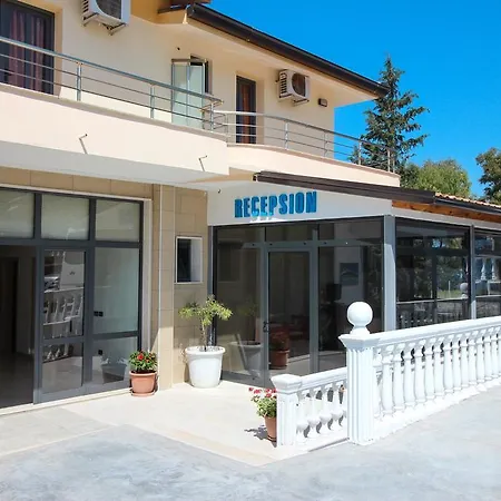 Kompleksi Dea Vlorë