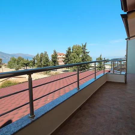 Kompleksi Dea 4* Vlorë