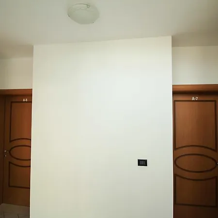 Kompleksi Dea Hotel 4*