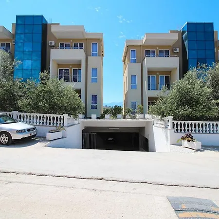 Kompleksi Dea 4* Влёра