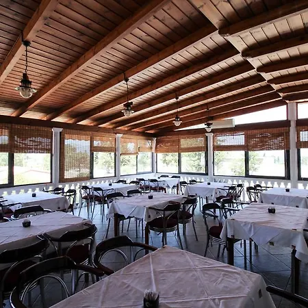 Kompleksi Dea 4* Vlorë