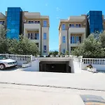 Kompleksi Dea 3* Vlorë
