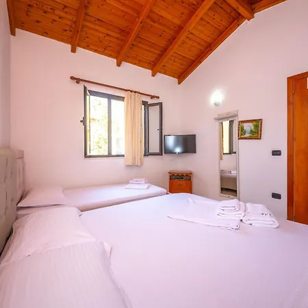 Kompleksi Dea Holiday park 3*