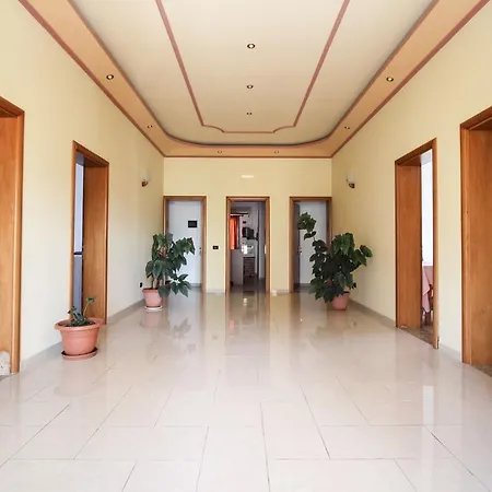 Kompleksi Dea 3*