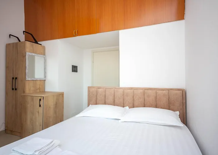 Kompleksi Dea 酒店