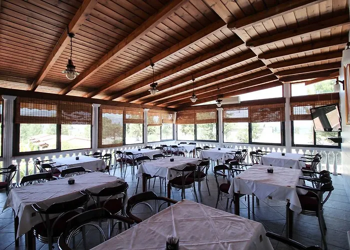 Kompleksi Dea 4* Vlorë